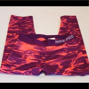 Nike Capri